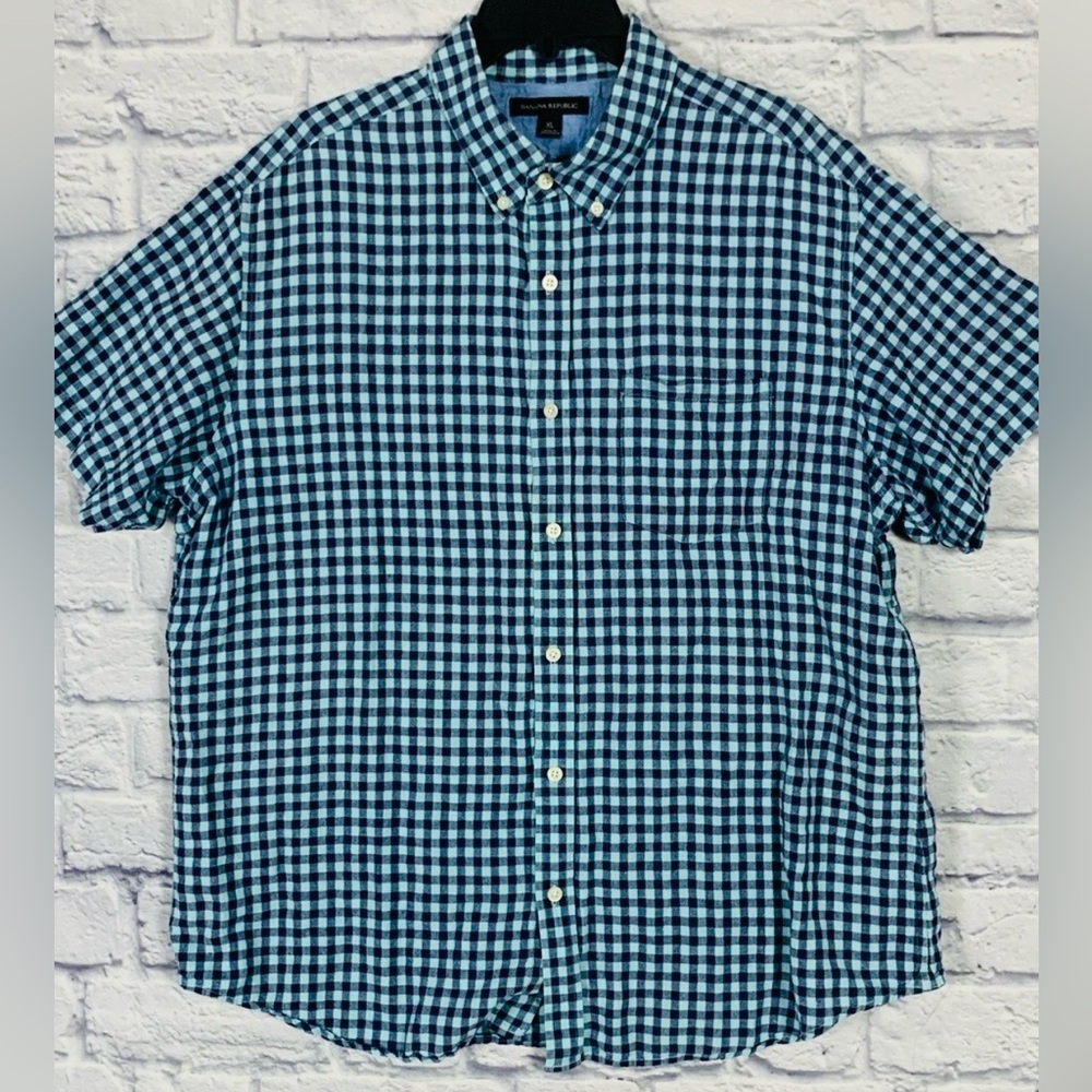 Banana Republic ShortSleeve Shirt in Blk/Grn Gingham in Linen/Cotton size M Tall
